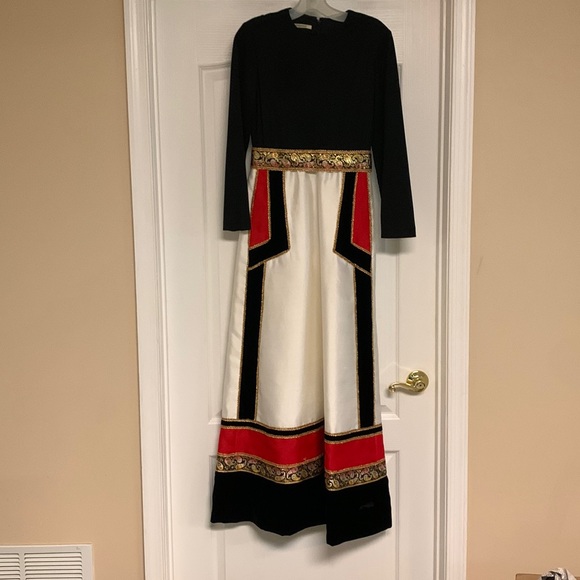 Black top cream silk skirt.  Black velvet and red silk trim small mark on back - Picture 1 of 4